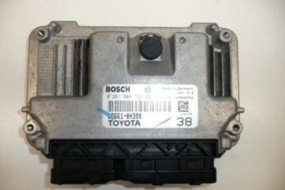 ECU Bosch 1.0i 1KR 0261S08725 89661-0H380