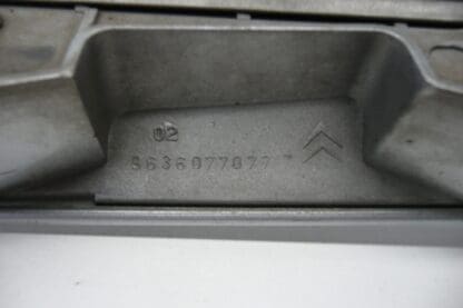 Дръжка на заден капак Citroën Xsara II 9636077077 EZRC