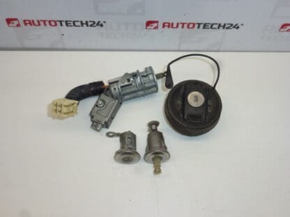 Комплект ключалки + 2 плочки капак Citroën C1 Peugeot 107 1608745780 4162FH