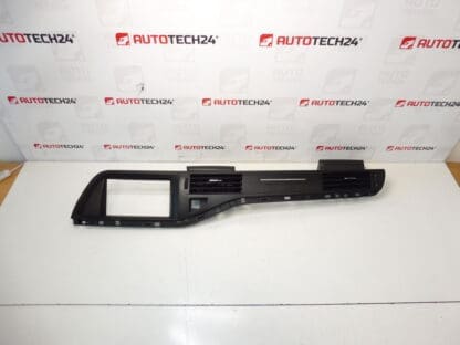 Citroën C5 X7 16069478D 8231R7 табло за управление
