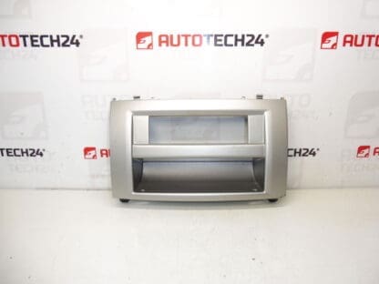 Рамка на дисплея за радио Peugeot 407 9657788777