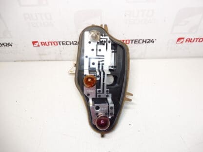 Лявата задна лампа Fender Citroën C3 II 6350KQ