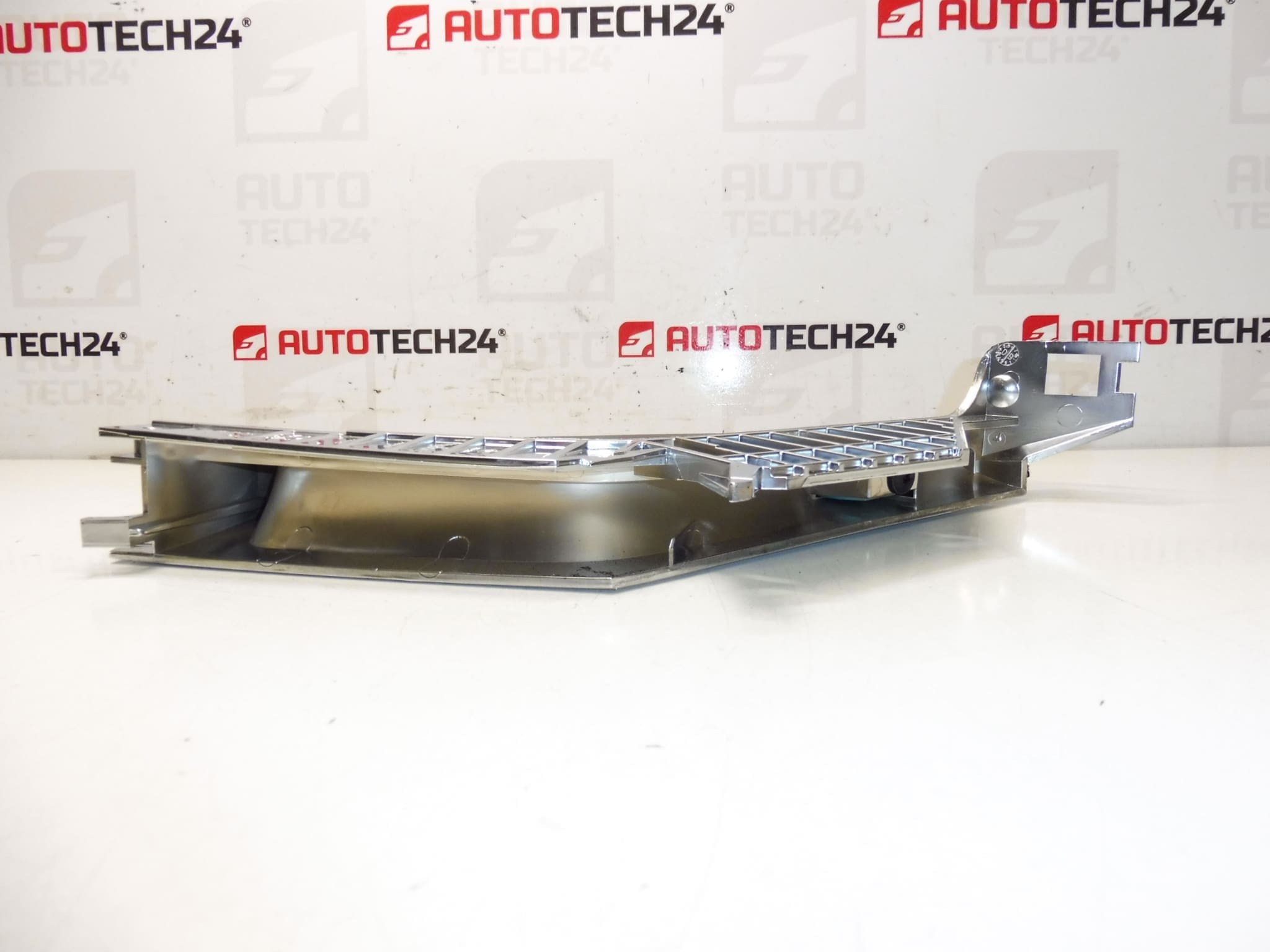 Дръжка за табло Peugeot 3008 5008 9685077677 823186 - Image 2