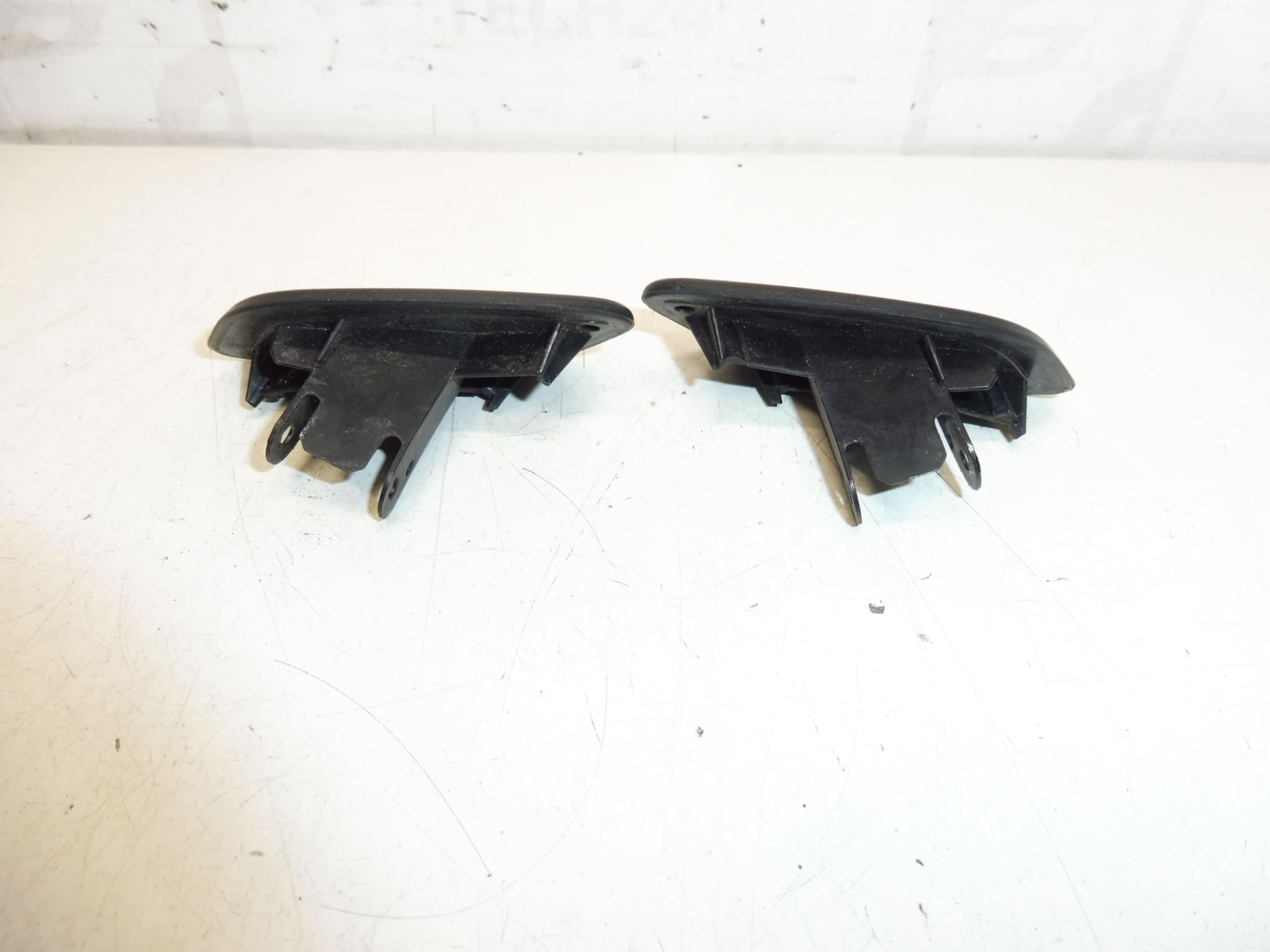 Капачки за дюзи за миене на фарове Peugeot 3008 5008 742294 - Image 2