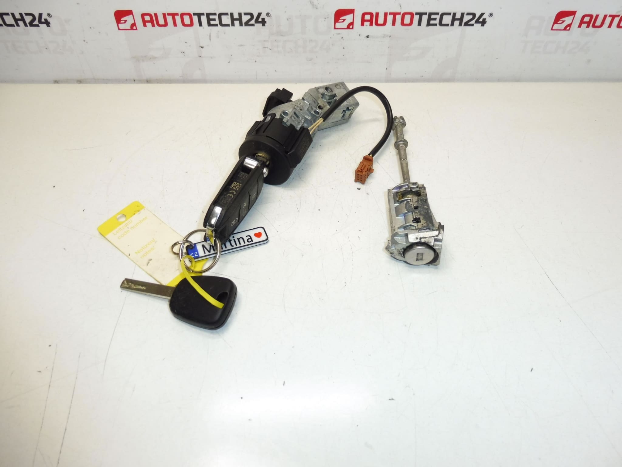 Комплект ключалки плюс 2x ключ Citroen C-Elysée 9678792780