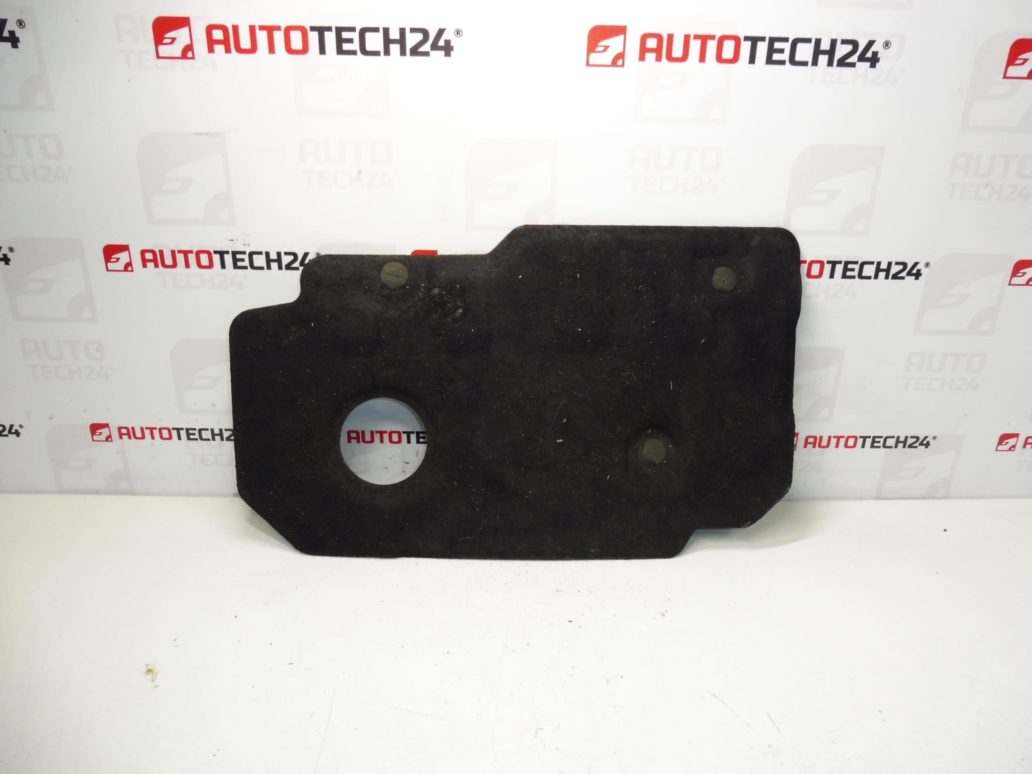 Кора двигател 1.5 HDI Citroën Peugeot 9836650880