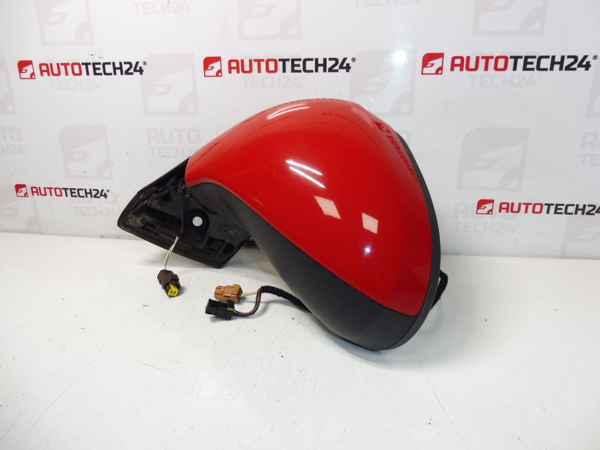 Огледало ляво KNN Peugeot 207 96806498XT 8149ZG